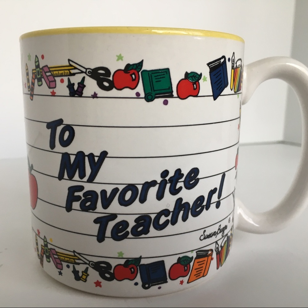 Teacher mug vintage EUC Favorite books apples cup